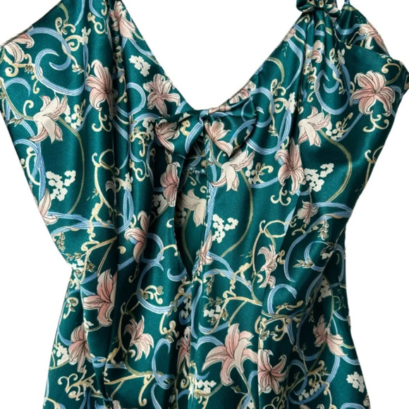 2 Piece Set Frederick's of Hollywood Babydoll Robe Size Small Lily Teal Satin - Picture 9 of 11